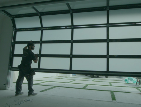 Techs Leaning on Van